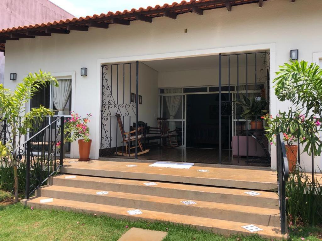 Casa Bela E Confortavel Em Chapada Dos Guimaraes Luaran gambar